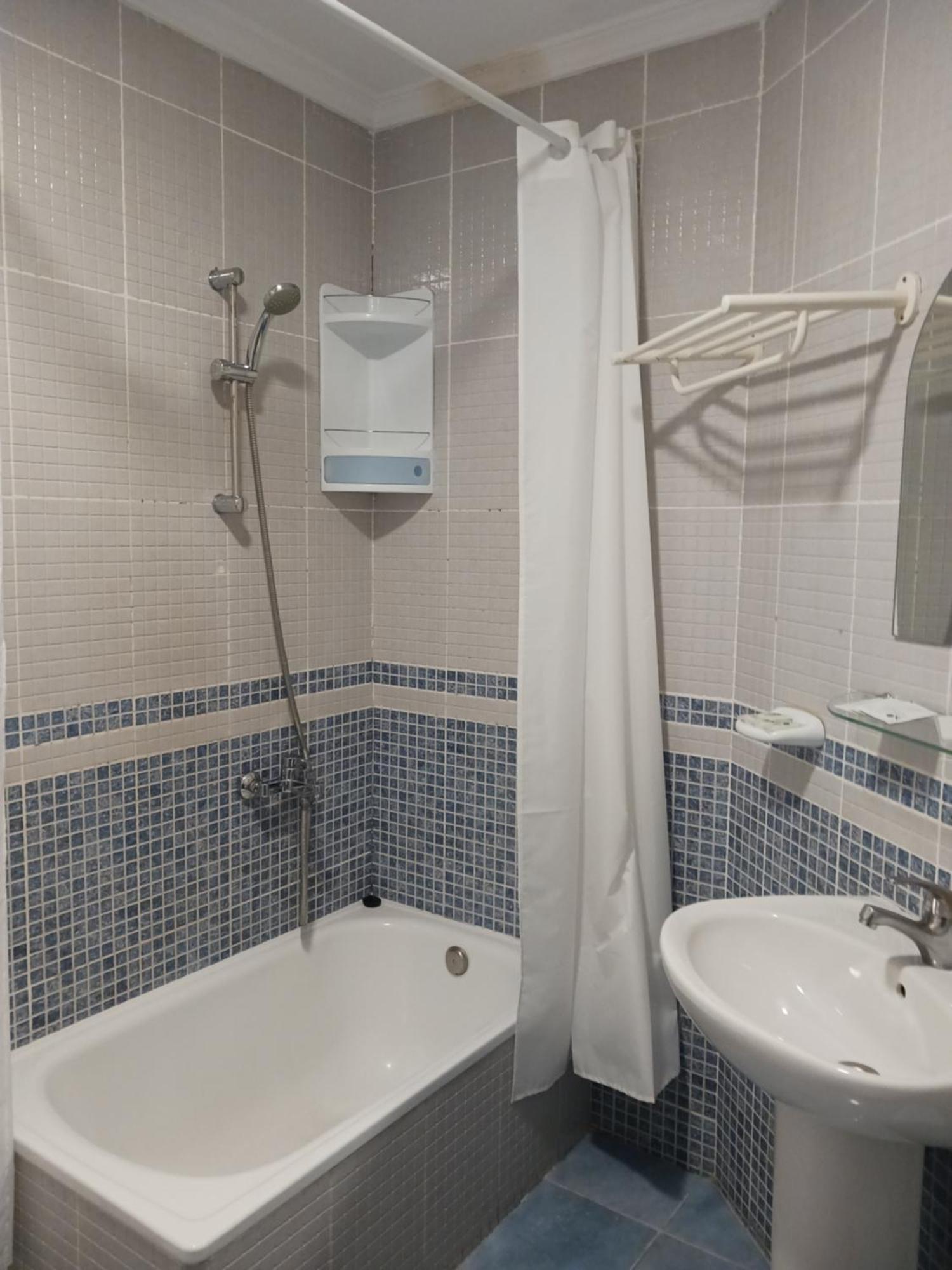 Hotel Manantiales Torremolinos Ngoại thất bức ảnh